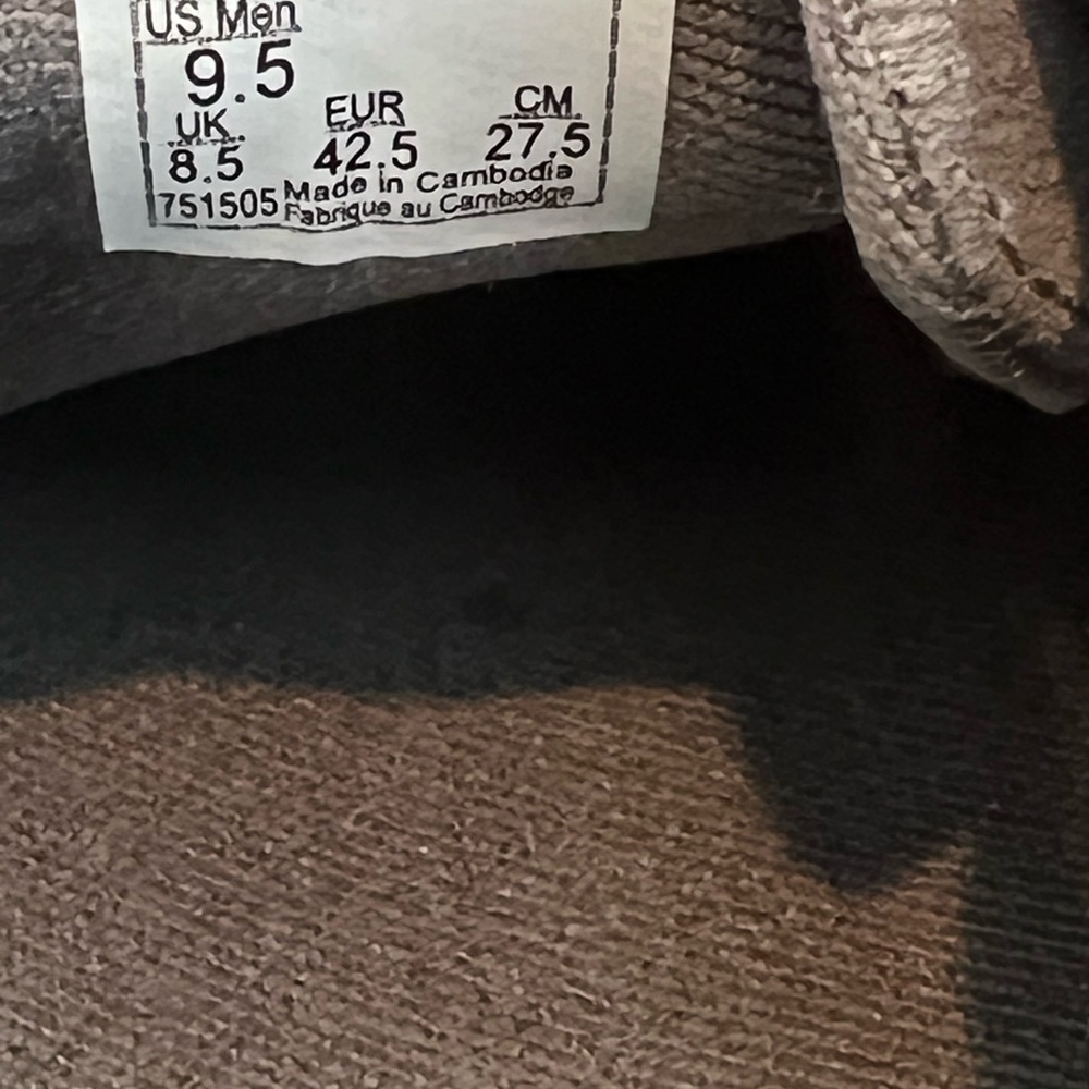 Gray and White Vans Men's Ward Suede Sneaker with gum sole. - Picture 13 of 13